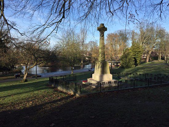 Arnold War Memorial